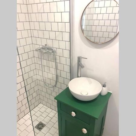 Studio Sous Les Toits Lyon Luaran gambar